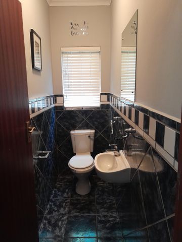 4 Bedroom Property for Sale in Albertinia Western Cape